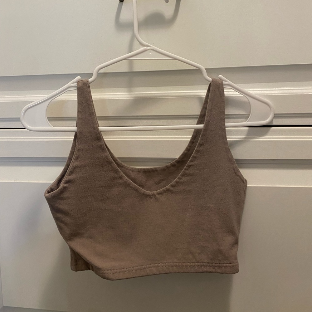 Brandy Melville simple tee